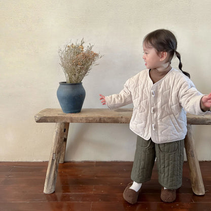 Spring/autumn baby clothing: soft cotton harem pants with an elastic waist, essential for comfort.