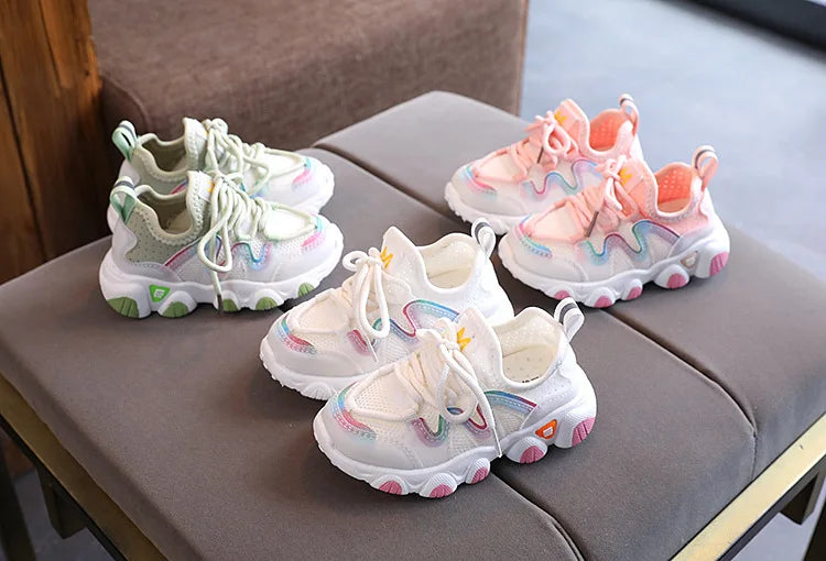 Lace-up breathable athletic sneakers for toddlers, easy to wear kids shoes for everyday activities