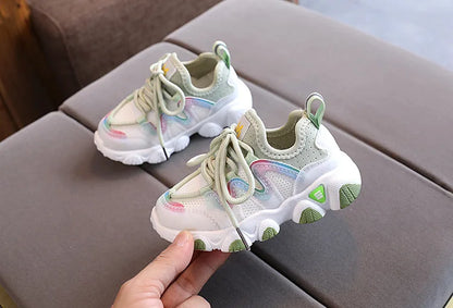 Breathable athletic sneakers for toddlers, perfect for playground adventures, sturdy children's footwear