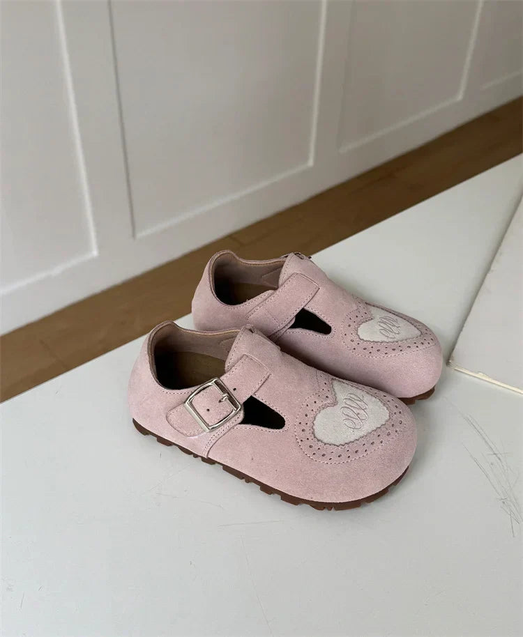 Barefoot leather shoes for children, green, designed with soft soles for optimal foot health.