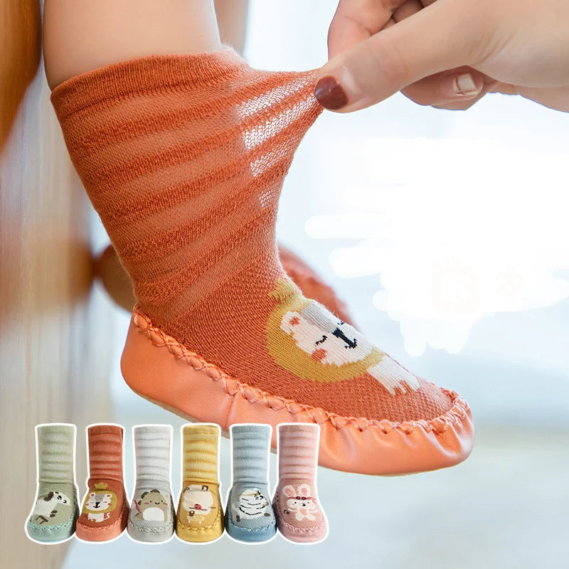 Toddler non-slip animal socks, cute fox design, soft cotton for baby playtime footwear