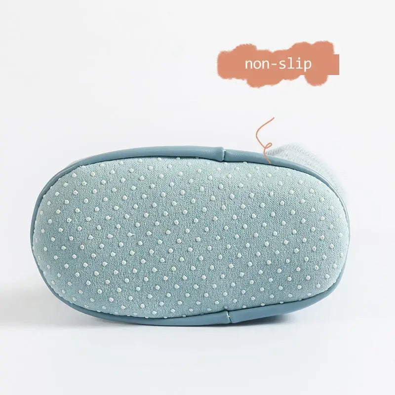Baby non-slip socks featuring an adorable bunny design, perfect soft footwear for toddlers