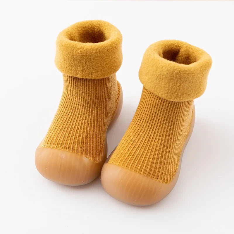 Unisex infant slip-on sock shoes with robust non-slip grip for safety