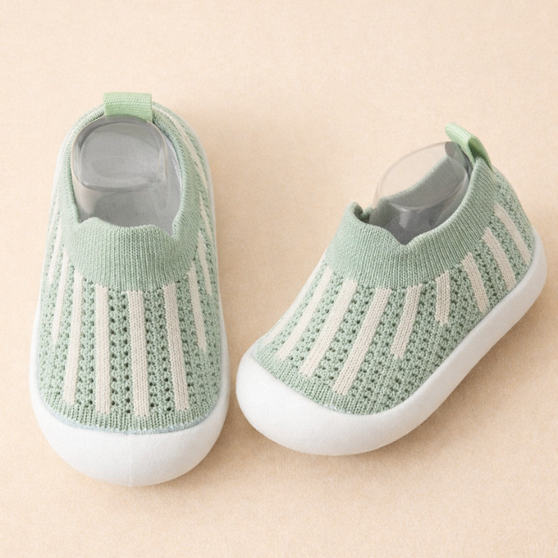 Lightweight soft sole non-slip infant shoes, ideal for first steps
