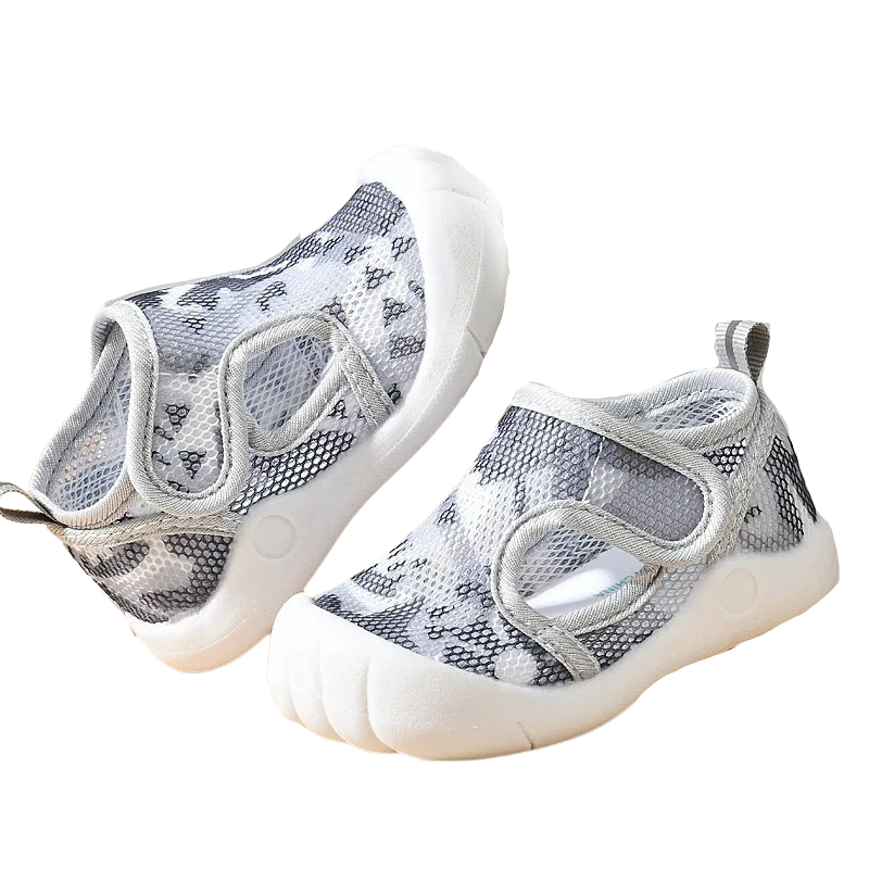 Side view of kid's water shoes, quick-dry design with protective toe cap for active toddlers