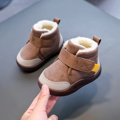 Kids' warm winter boots, anti-slip design, perfect for snowy adventures