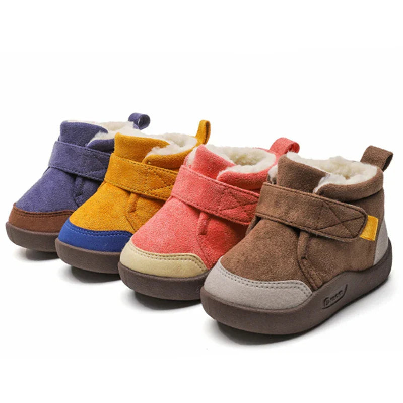 Baby's winter boots featuring warm lining and secure anti-slip sole