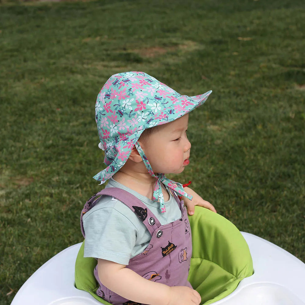 Detailed stitching on a kids' quick-dry UV protection bucket hat, highlighting durability
