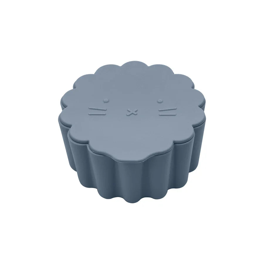 Silicone snack cup with cartoon ladybug lid, a compact and practical portable food container