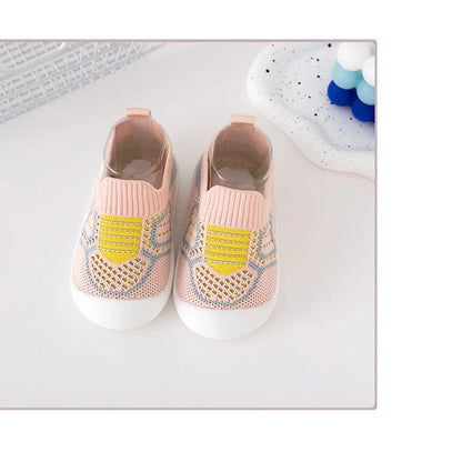 Elastic band toddler soft sole shoes, providing easy on/off, suitable for spring outdoor fun.