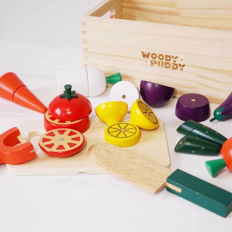 Toddler activities wooden fruit set, play food slices with Velcro connections