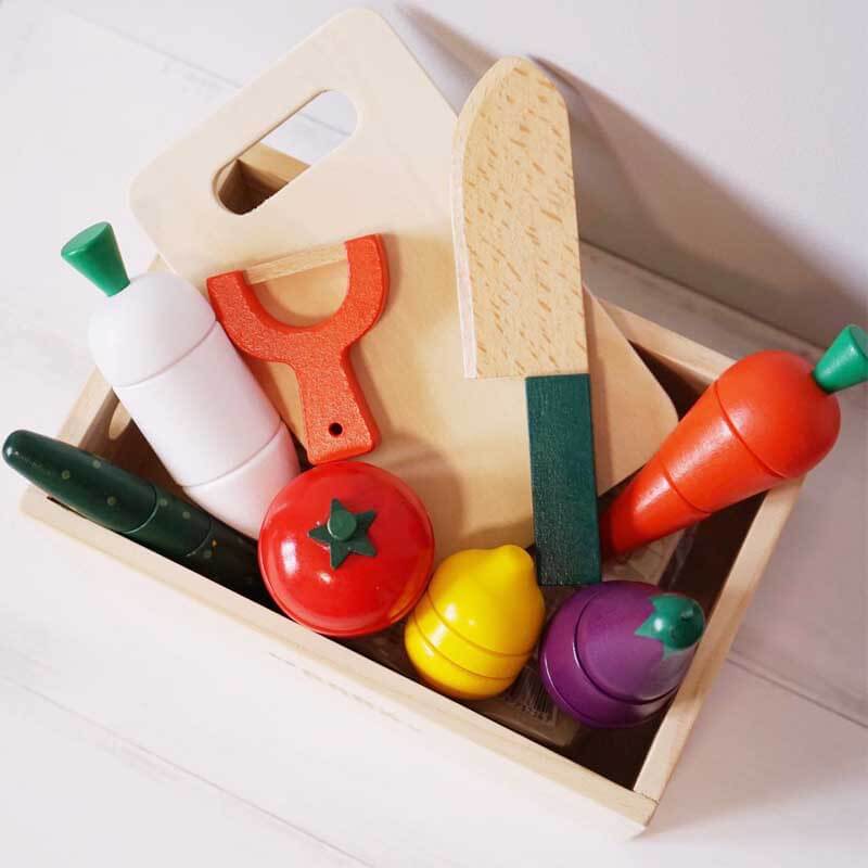 Educational toddler toy: wooden fruit cutting set, ideal for pretend play kitchen