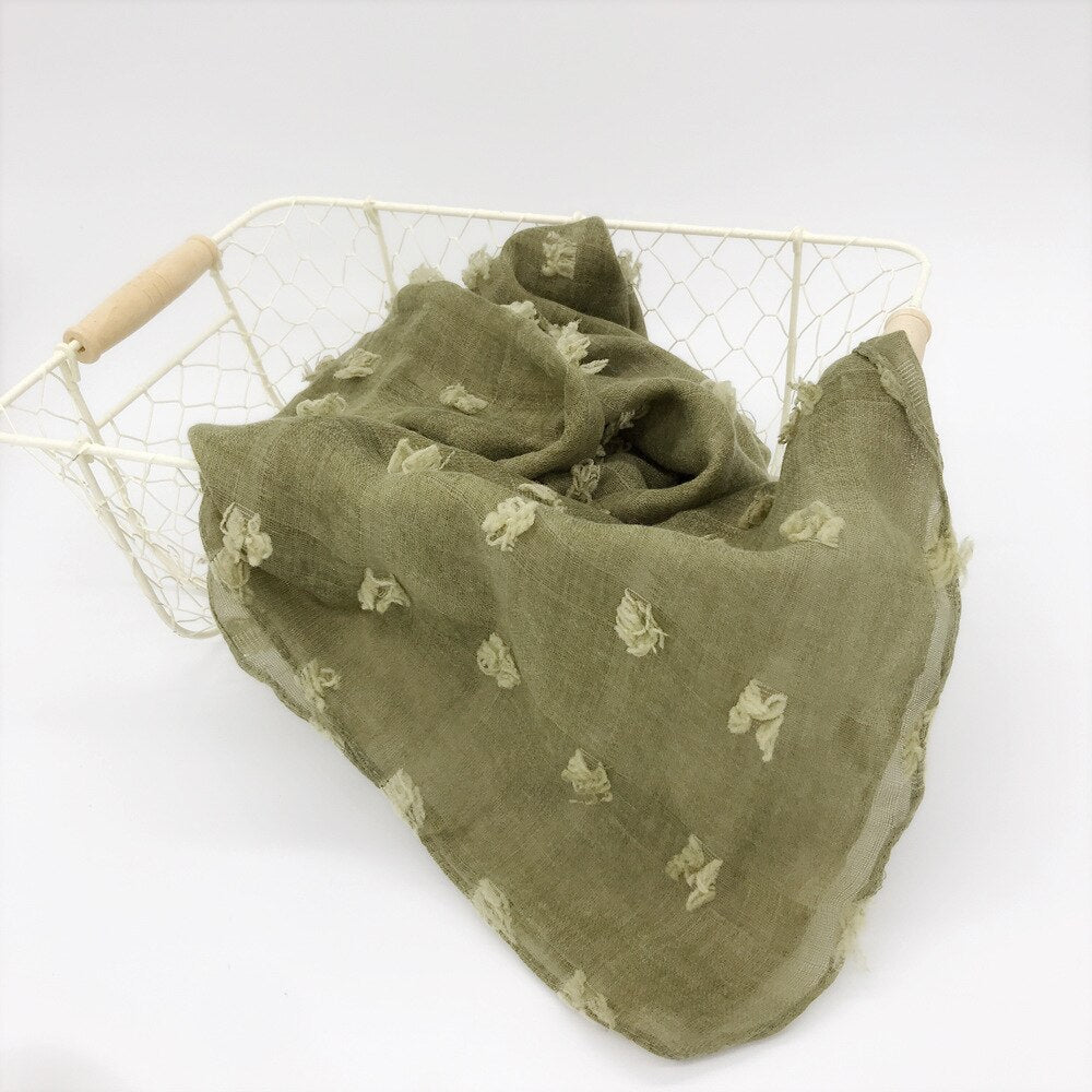 Secure sleep aid: ultra-soft infant swaddle blanket, cozy newborn wrap for comfort & restful nights.