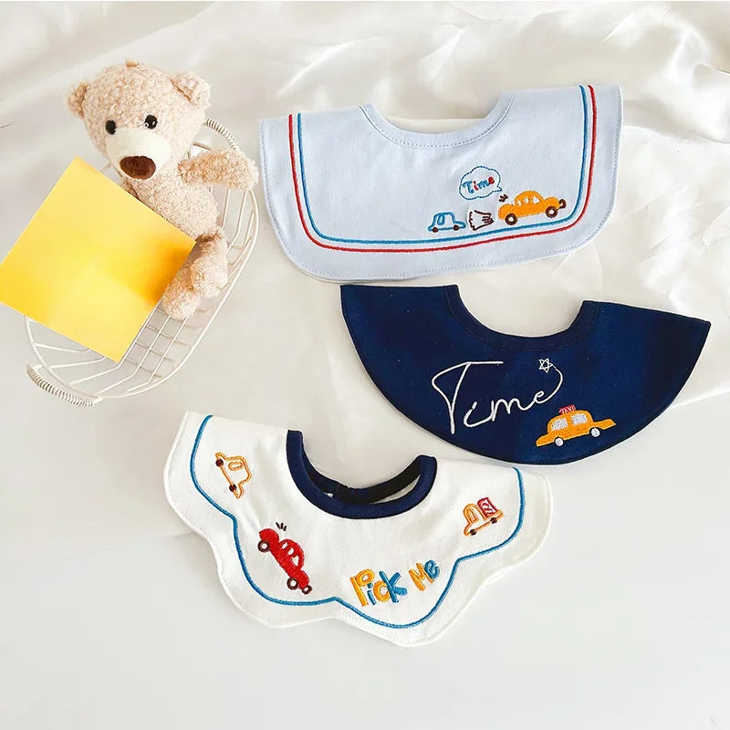 Unisex 3PCS Korean cotton baby bib set with delicate flower embroidery, perfect for newborns.