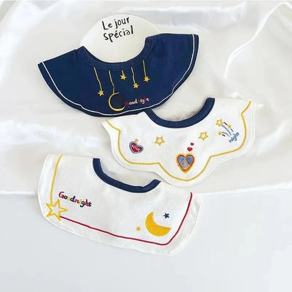 Toddler essentials: Soft cotton bibs, unisex flower collar, 3-pack for daily use.
