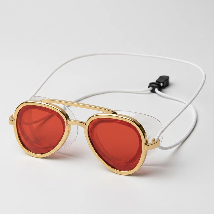High-performance unisex aviator swim goggles with wide vision & anti-fog for comfortable outdoor swims.