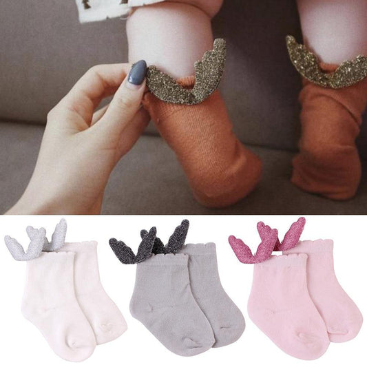 Unisex baby anti-slip angel wings socks, combed cotton for walking infants