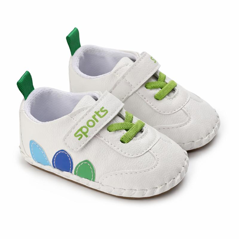 Unisex infant first walker moccasins, crafted from flexible leather with a soft, anti-slip sole
