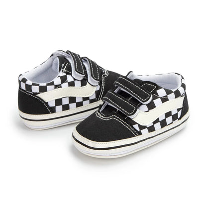 Lightweight soft sole baby canvas first walkers, unisex design for comfortable exploration.