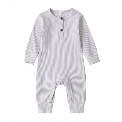 Unisex baby long sleeve romper featuring a cute animal pattern, 100% cotton for autumn newborns.