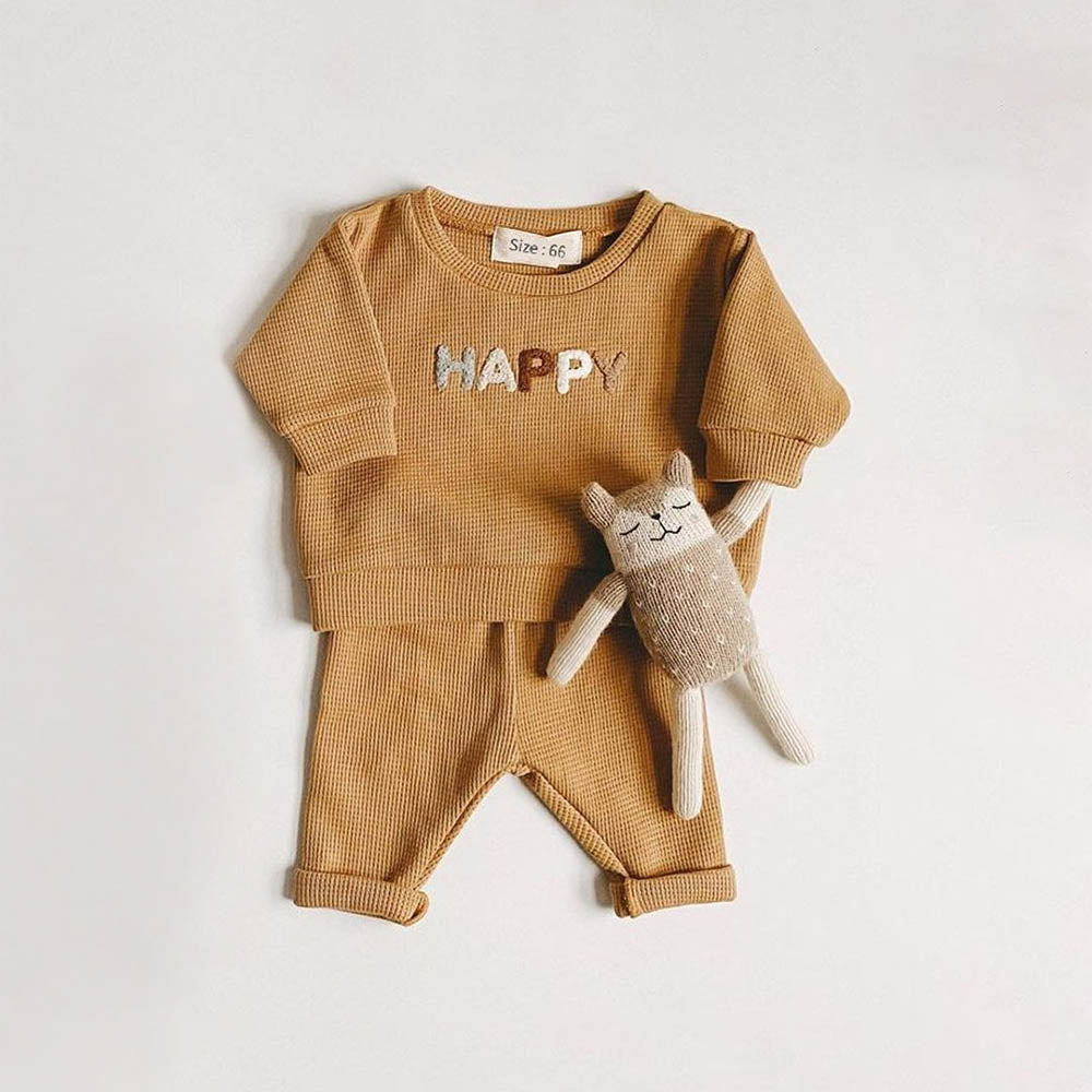 Comfy baby boy/girl fall outfit, perfect for everyday wear and play, mustard color.