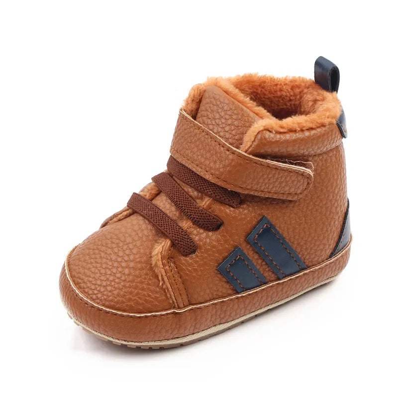 Unisex baby first walker ankle boots with secure hook-loop closure, great for winter