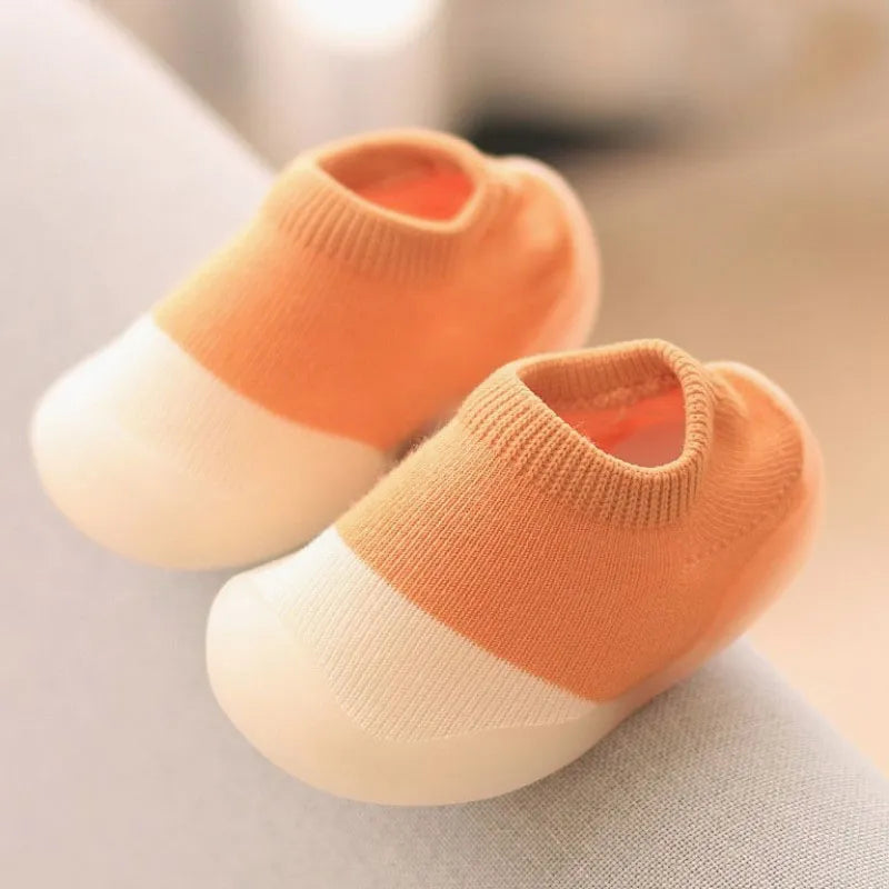 Soft knit baby boots, lightweight design for new walkers