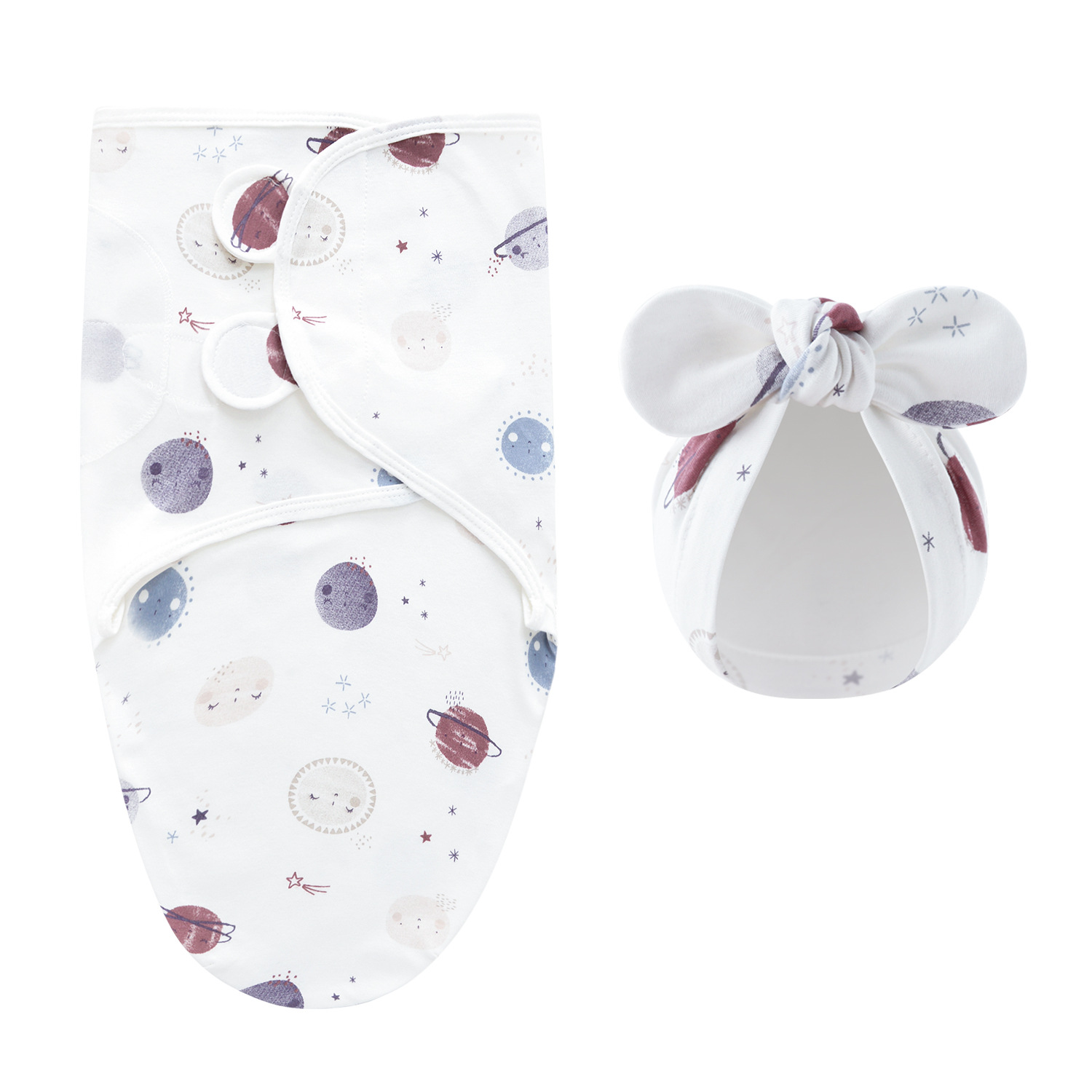 The complete baby comfort set: swaddle blanket and matching hat for newborns