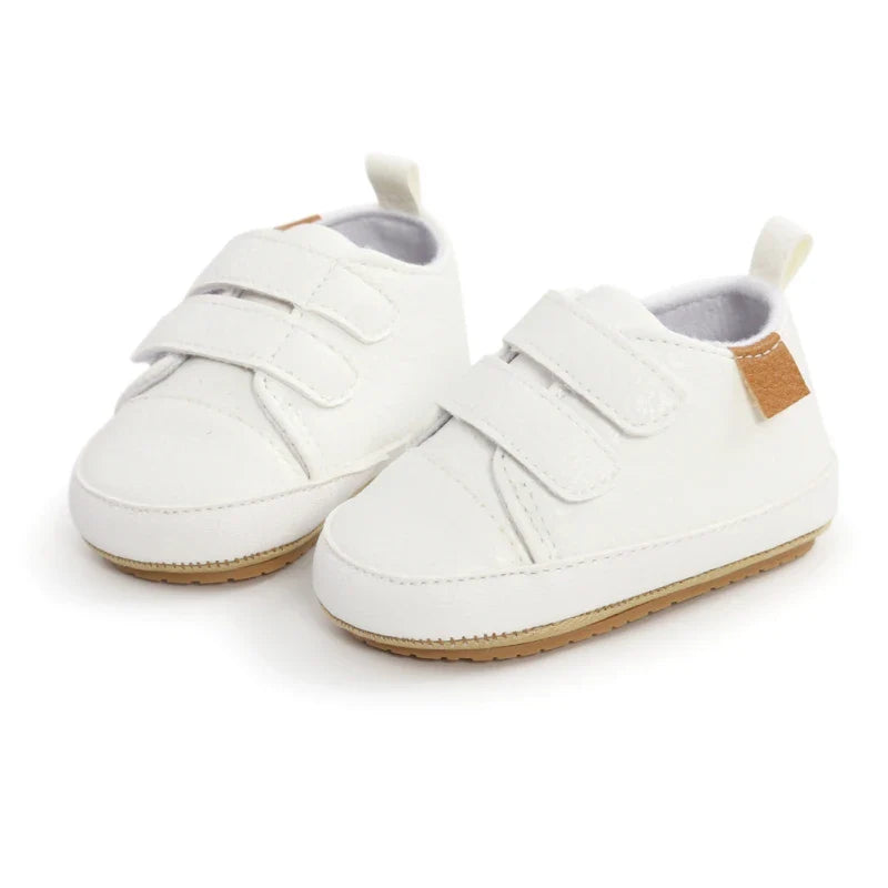 Baby sneakers non-slip, neutral tone, suitable for various outfits