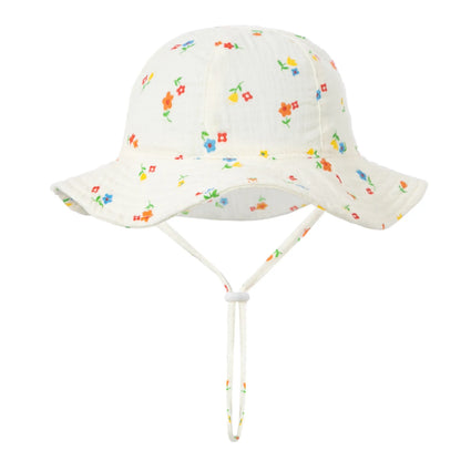 Unisex infant bucket hat, gentle cotton with an adorable bear print, essential for outdoor baby activities
