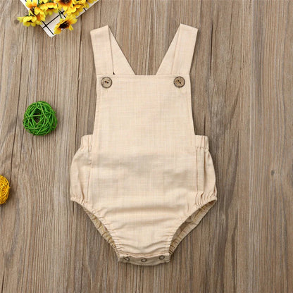 Newborn sleeveless romper made of breathable cotton, perfect for summer comfort