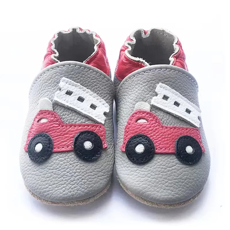 Durable leather baby booties, soft sole and non-slip for active babies