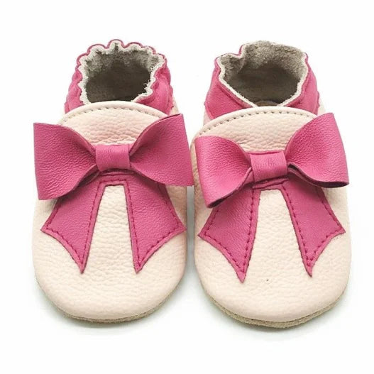 Green unisex baby leather booties, soft sole non-slip, vibrant infant shoes