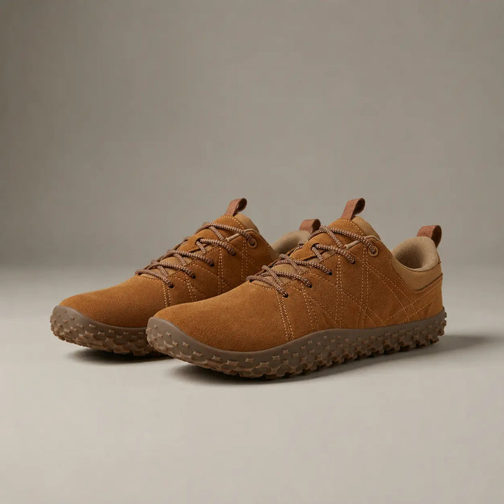 Comfortable unisex orthopedic trainers, perfect for barefoot-style hiking and outdoor adventures.