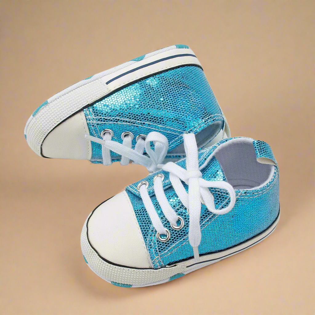 Unisex infant shoes, breathable and flexible, supporting earliest walking stages
