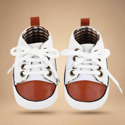 Unisex infant sneakers with easy hook-and-loop closure, breathable fabric