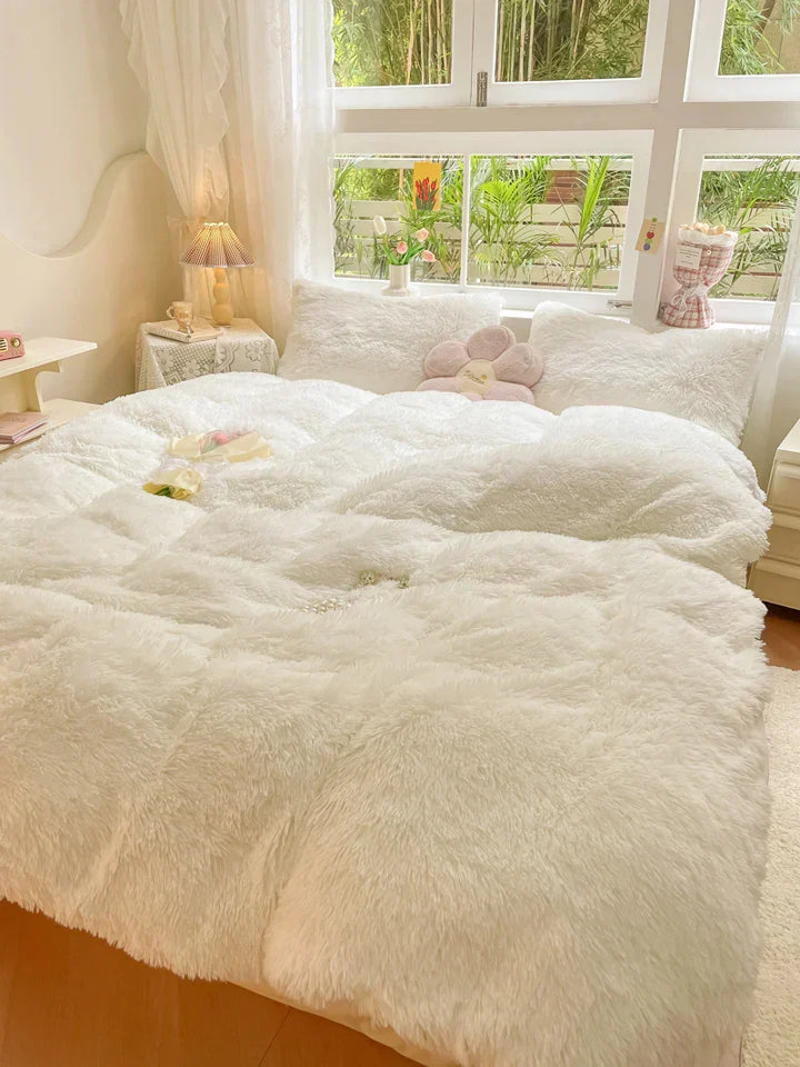 Modern candy-colored soft duvet cover, plush velvet for a stylish and comfortable bedroom.