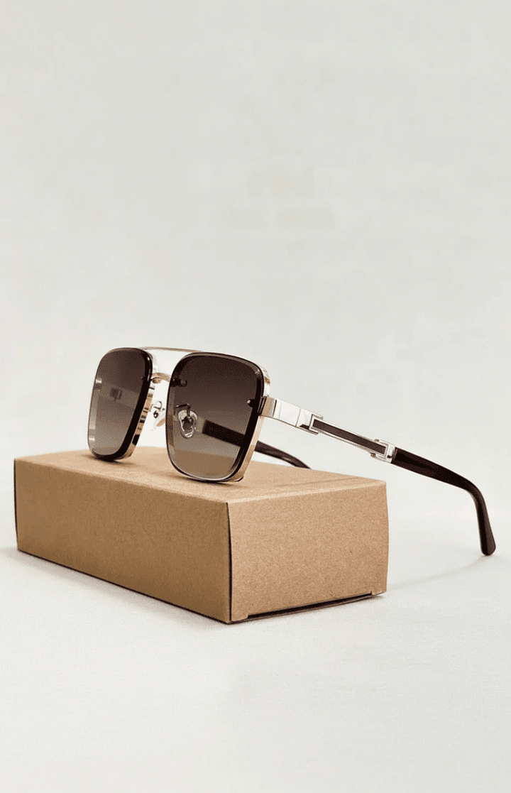 Essential eye protection: Unisex aviator sunglasses with robust metal frame & effective UV400 lenses.