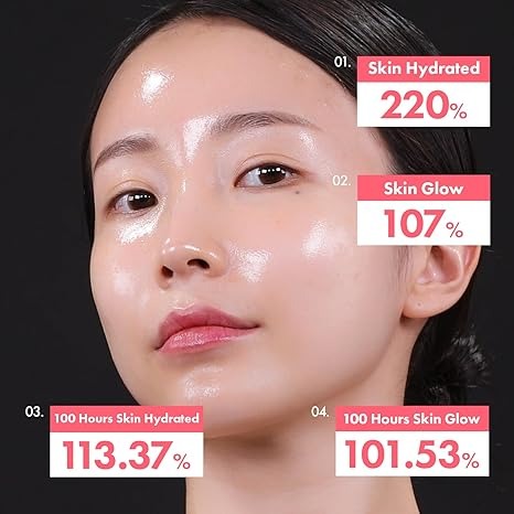 Application of rich Collagen Face Cream Mask. Hydrates & firms, reducing aging signs for a radiant, youthful glow.