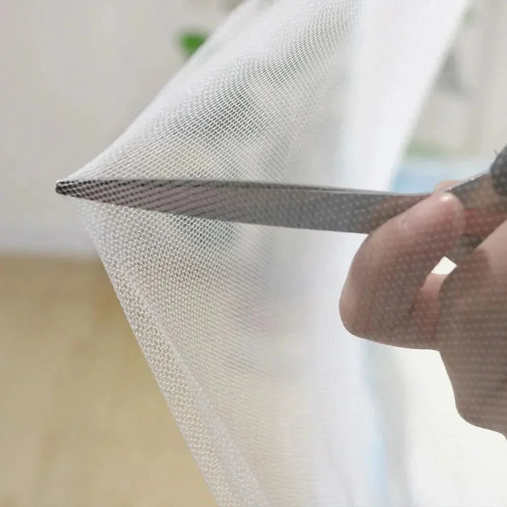 Lightweight, foldable mosquito net for easy portability. Guarantees peaceful, bug-free sleep.