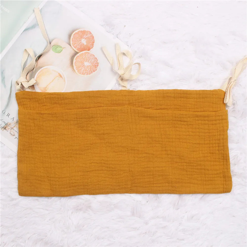 Unisex crib organizer, natural cotton, for easy access to baby necessities