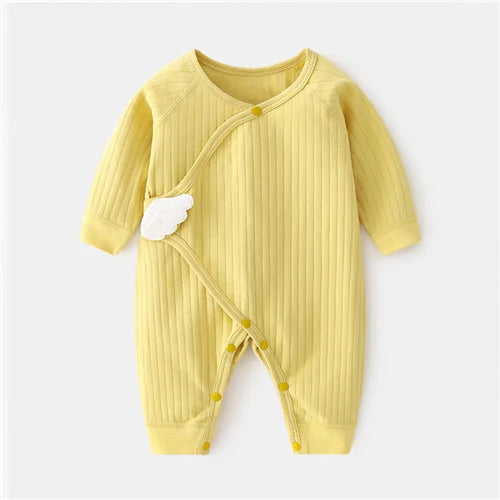 Unisex baby romper, natural cotton, gentle print, ideal for sensitive skin, newborn essential