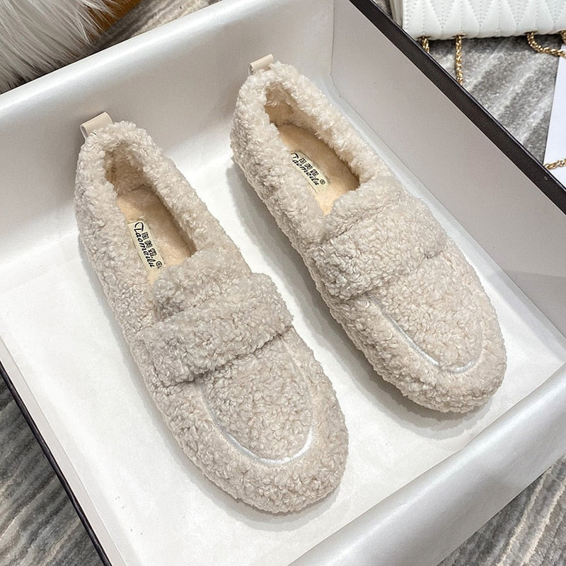 Warm plush indoor slippers for men & women. Cozy winter house shoes for ultimate comfort.