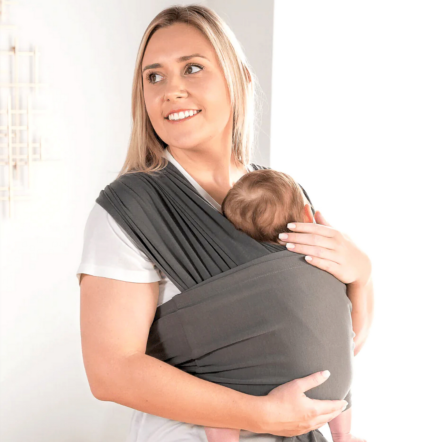 Breathable baby carrier wrap for newborns, promoting healthy hip development, soft cotton