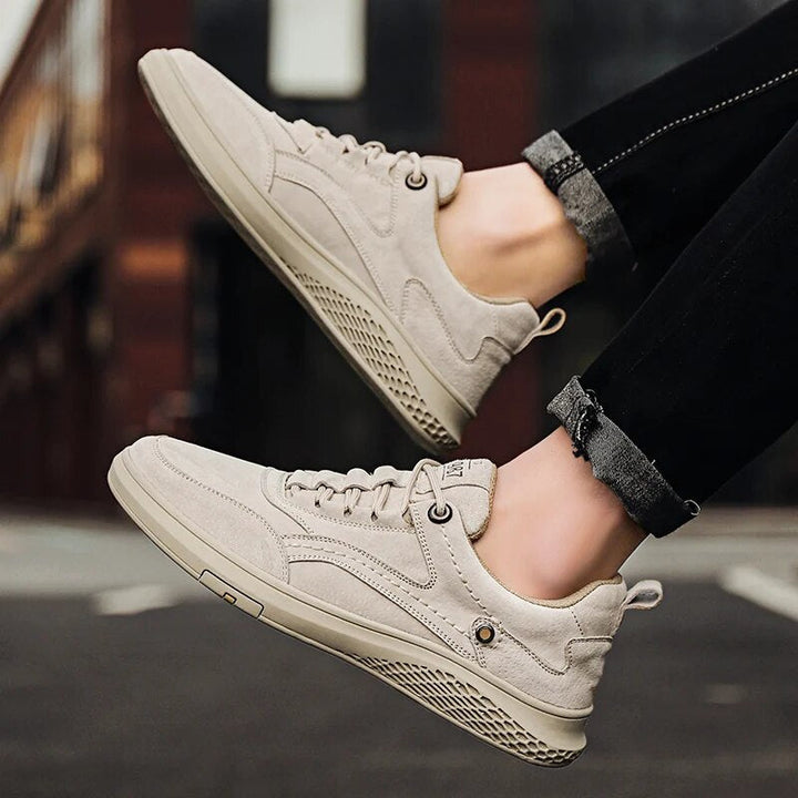 Stylish unisex everyday sneakers, classic style and comfortable for all casual occasions.