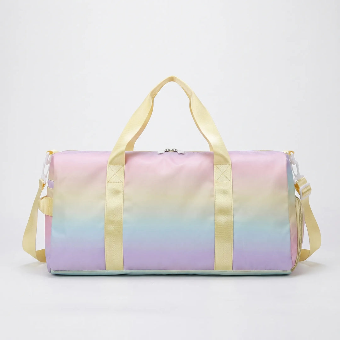 Practical shoulder bag for gym & fitness. Features a secure wet pocket for swimwear & dedicated shoe storage area.
