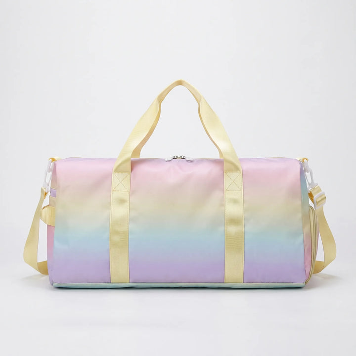 Practical shoulder bag for gym & fitness. Features a secure wet pocket for swimwear & dedicated shoe storage area.
