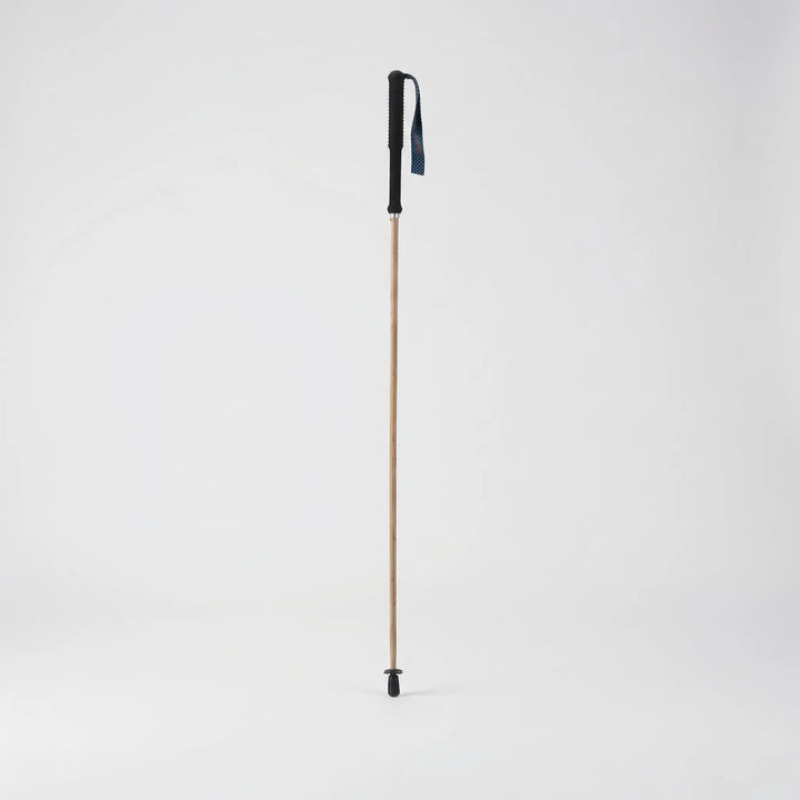 Durable & lightweight unisex folding hiking pole, designed for comfort and stability on diverse outdoor terrains.