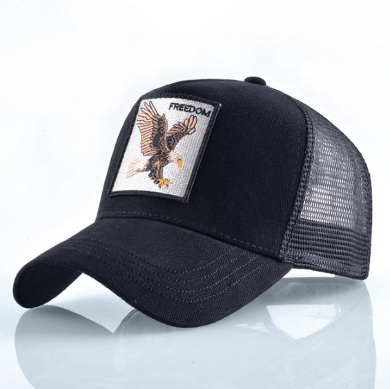 Sporty Freedom Eagle baseball cap, adjustable. Perfect for summer outdoor activities & essential sun protection.