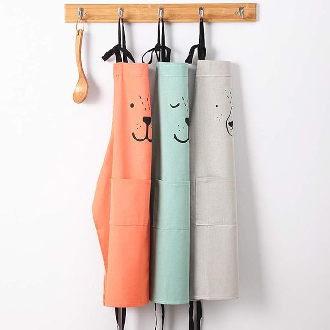 Adorable bear pattern apron for children, perfect for baking and messy play.